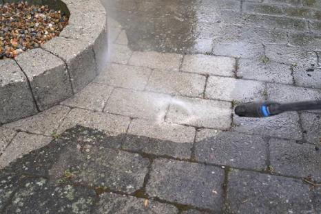Walkways & Sidewalks Cleaning